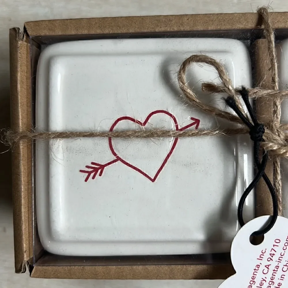 Rae Dunn Magenta Artisan Collection jewelry box set in red and cream heart NIB
